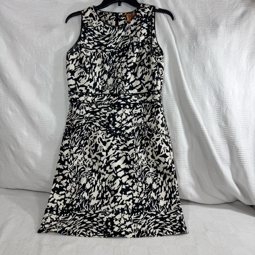 Tory Burch Black White Cotton Blend Shift Dress Signature Fabric Back Zipper s 6